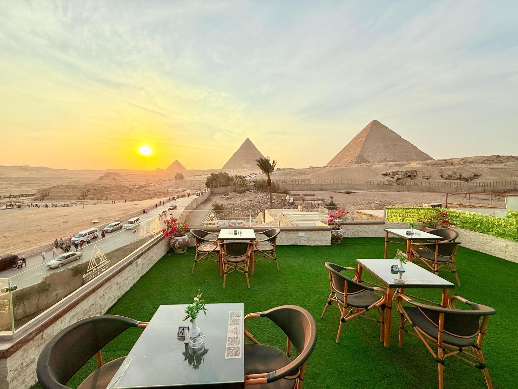 Seven Pyramids Panoramic View Inn Kafret el-Gabal Extérieur photo