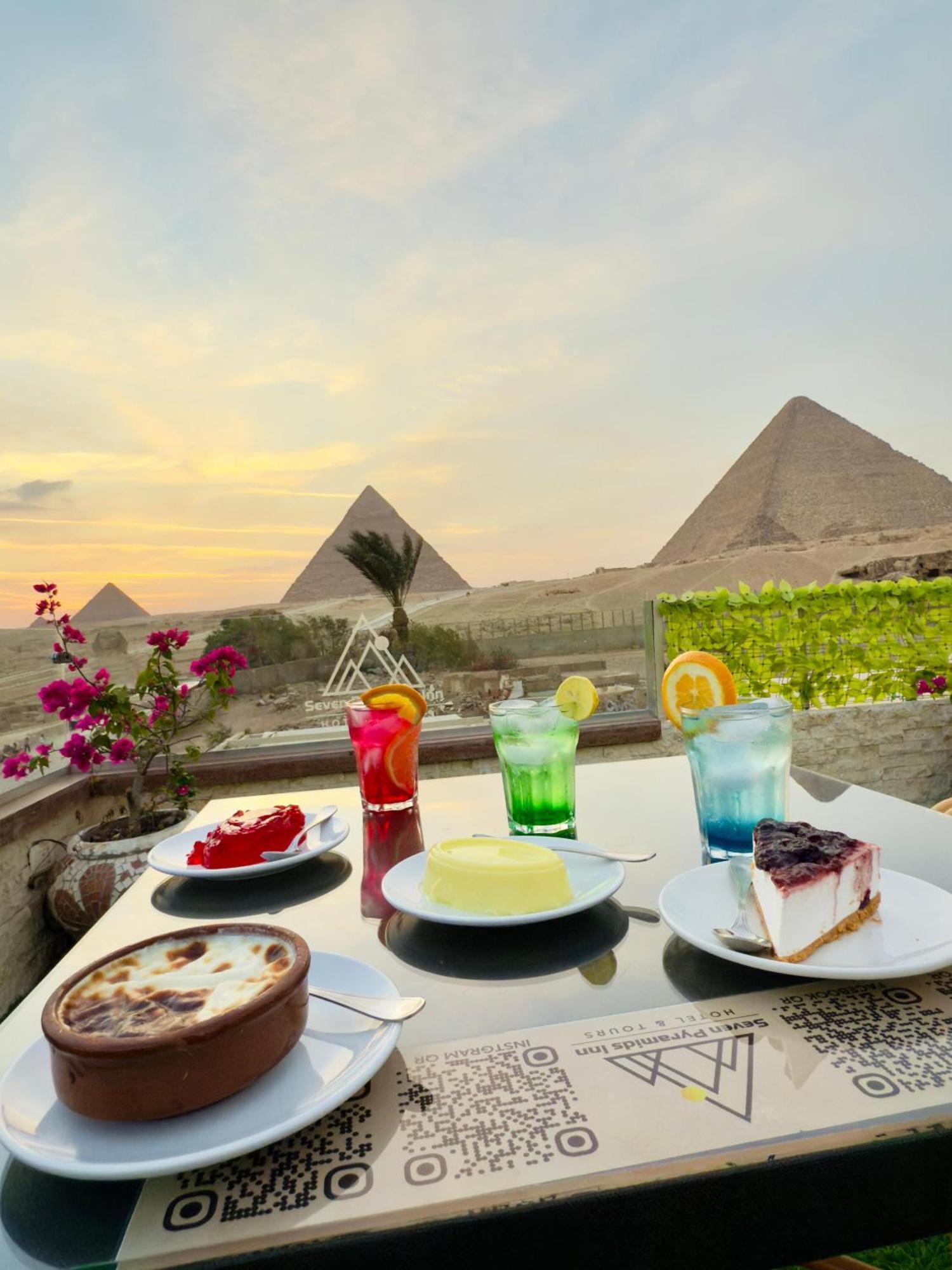 Seven Pyramids Panoramic View Inn Kafret el-Gabal Extérieur photo