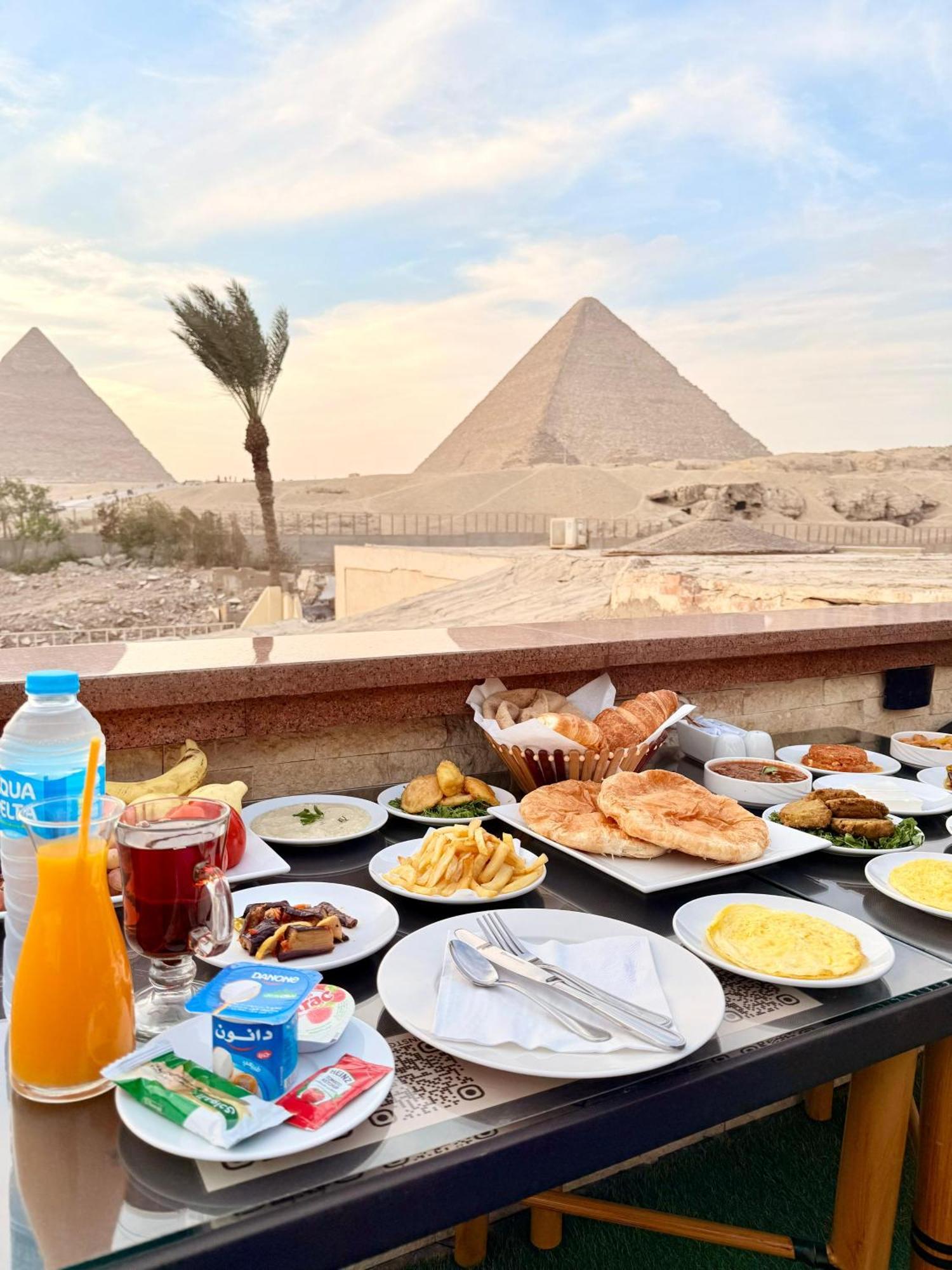 Seven Pyramids Panoramic View Inn Kafret el-Gabal Extérieur photo
